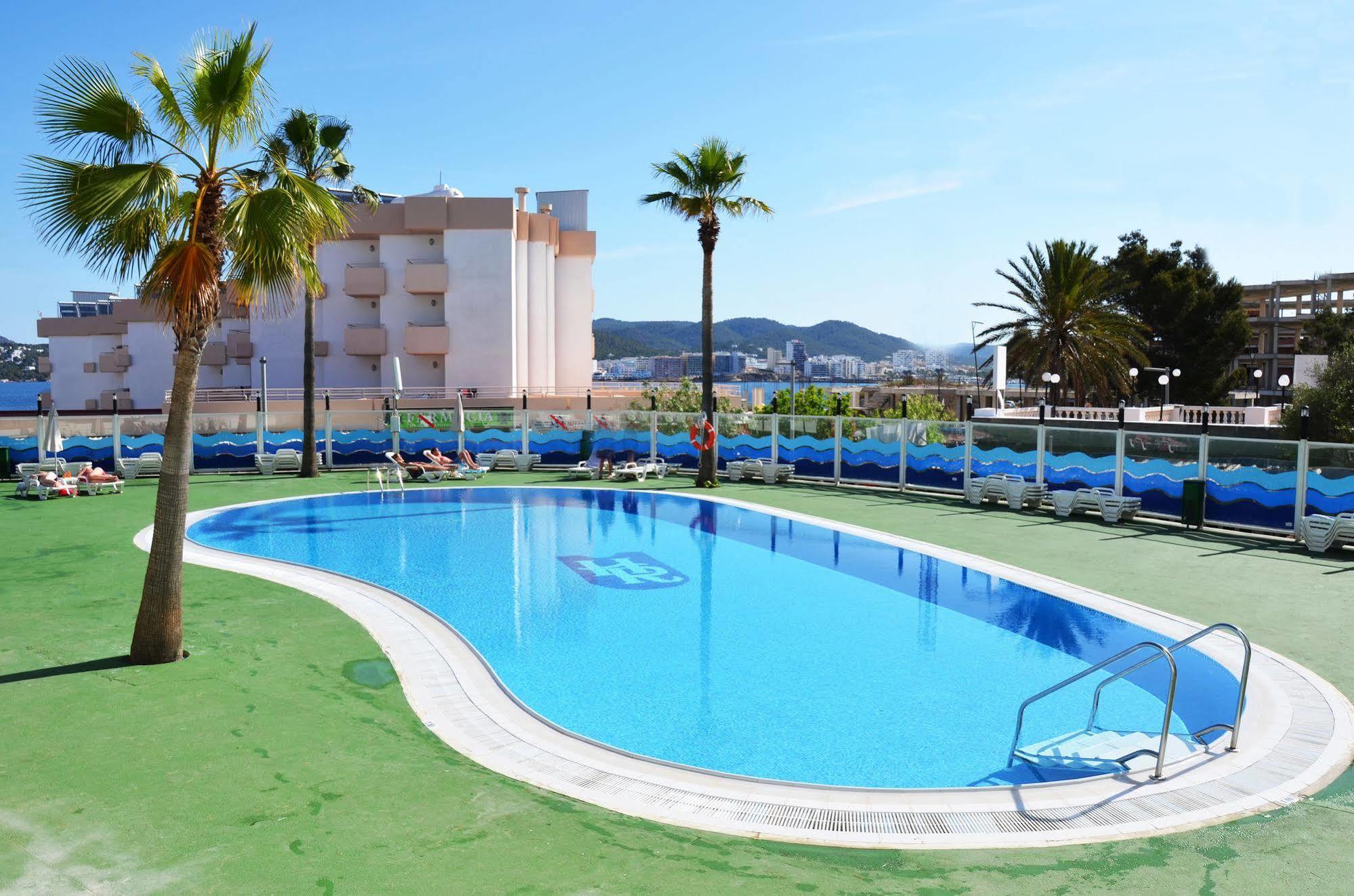 Apartamentos Vibra Riviera Sant Antoni de Portmany Extérieur photo